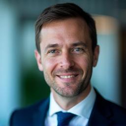 Paweł Górski – Analityk finansowy